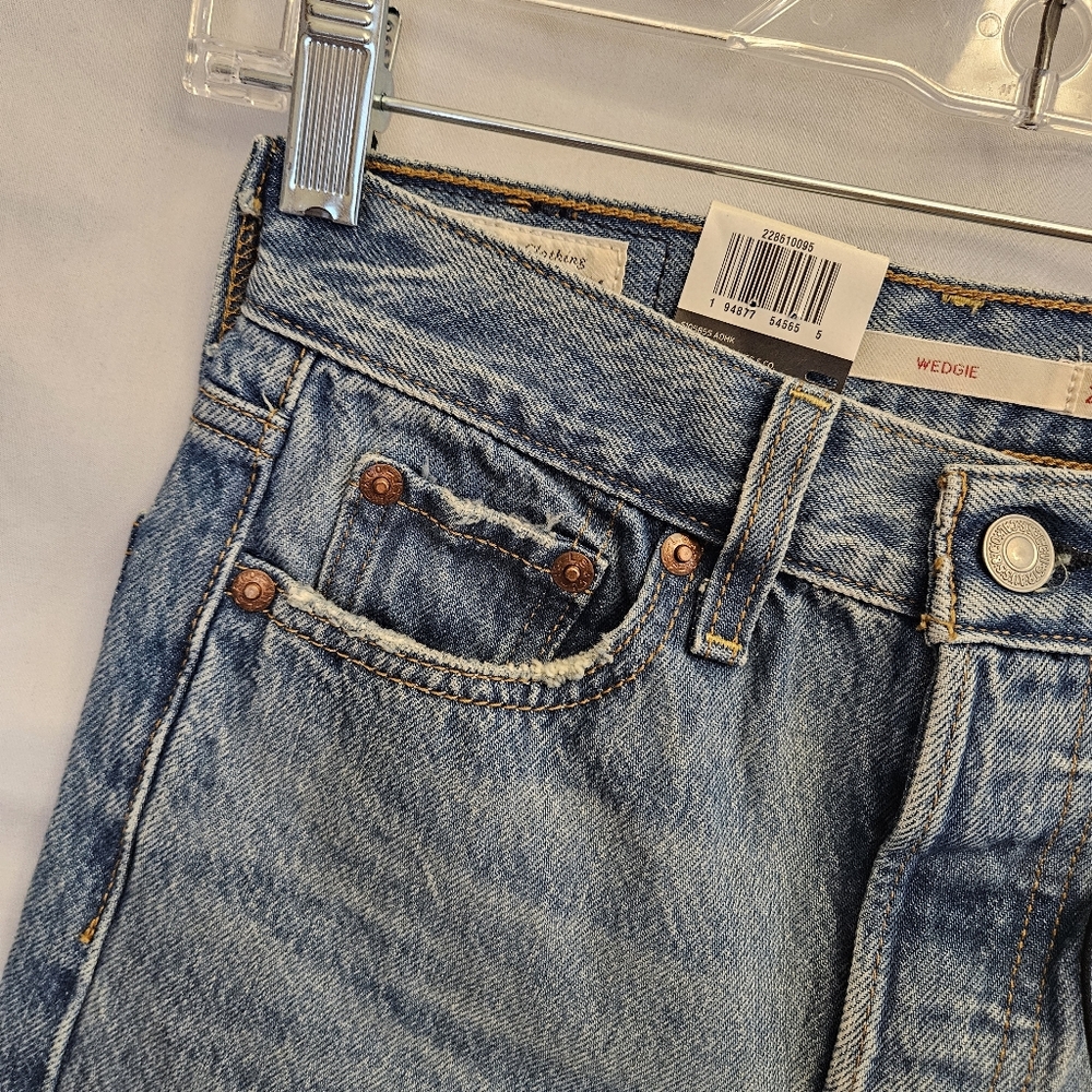 Levi's Wedgie High Rise Tapered Jeans Womens 23 Blue Medium Wash Mom Jeans - Picture 10 of 11